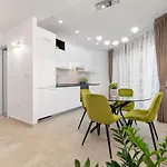 Amadeo شقة سبليت